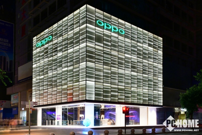 打造年轻人喜爱的打卡圣地：OPPO 全国最大旗舰店落地贵阳万象城