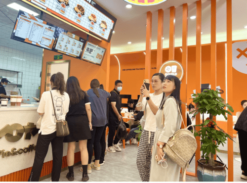 C强邦上市首日获融资买入1.54亿元