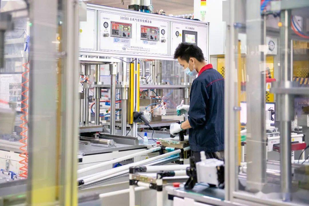 喜相逢集团落子乌兹别克斯坦 首家海外门店开业加速全球化布局